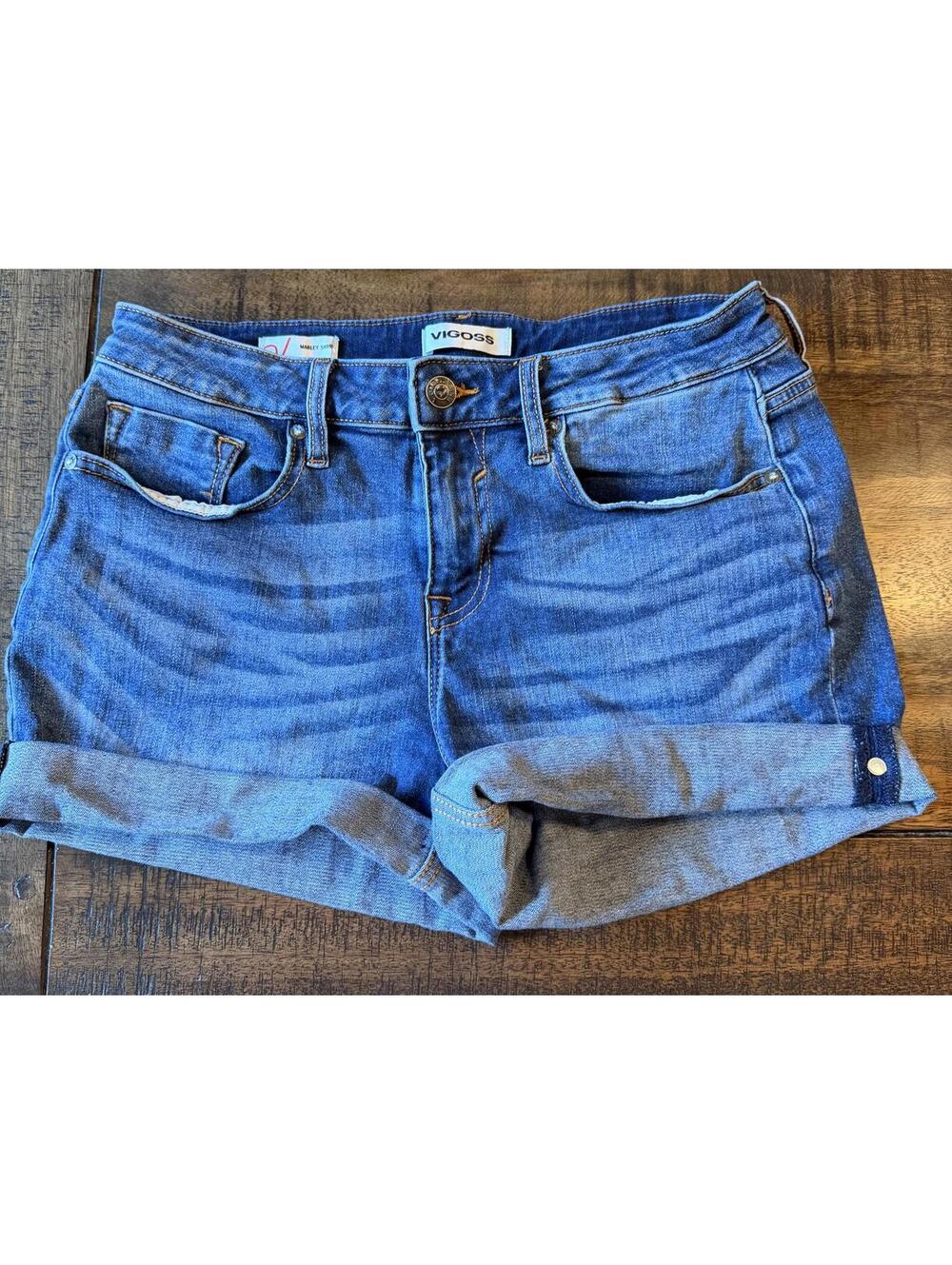 Vigoss denim shorts size 28